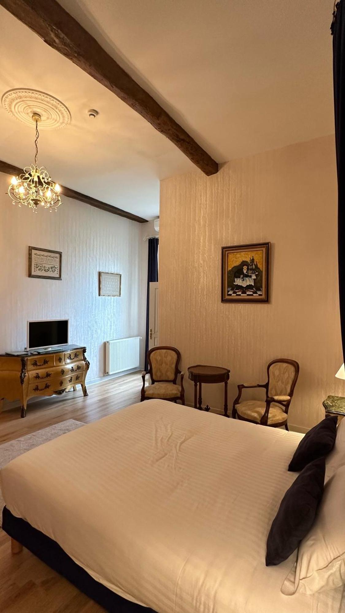 Le Manoir De Lisle Hotel Kültér fotó